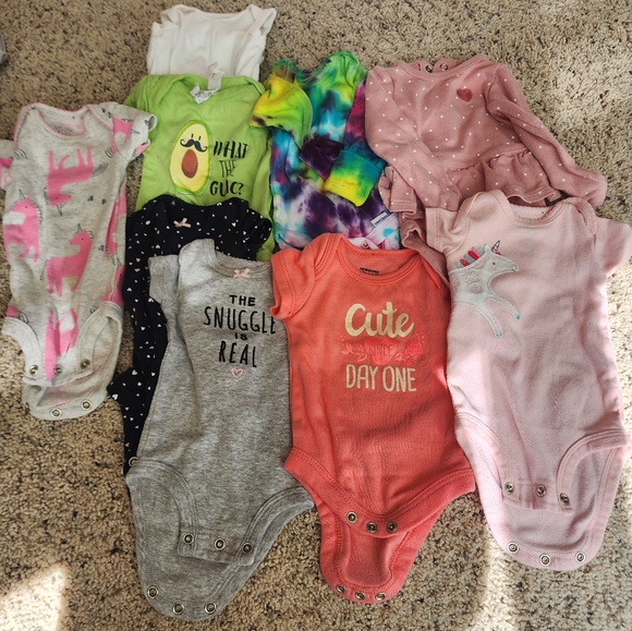 Newborn bundle - Picture 3 of 4